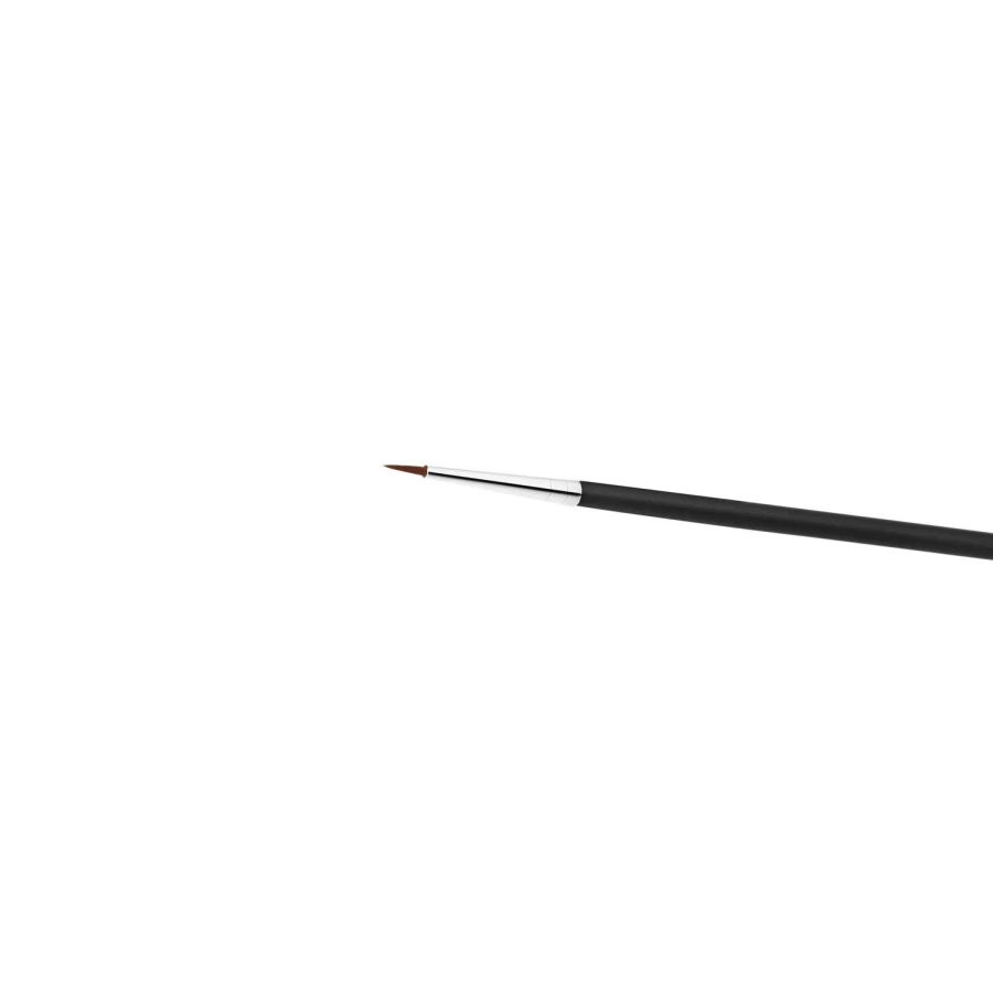 MAC COSMETICS Precise Eye Liner Brush - 210 Black Eyeliner Brush for Flawless Definition